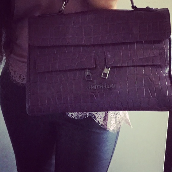 Meet your Posher, Sara - Picture 2 of 2